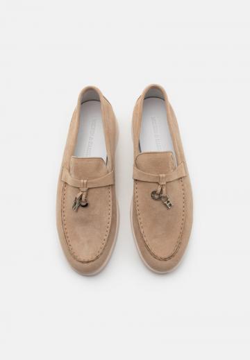 Полуботинки