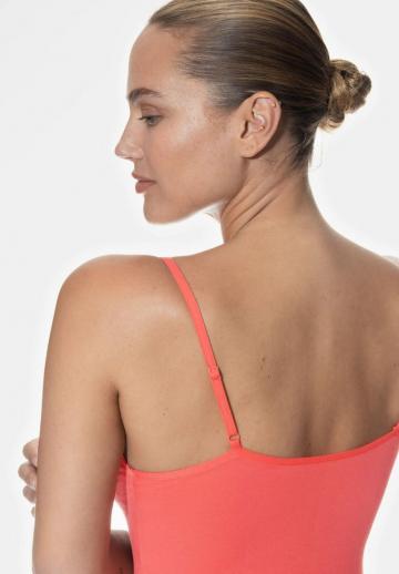 Топ на бретельках