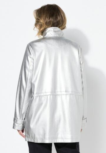 Пальто из искусственной кожи