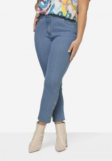 Короткие джинсы