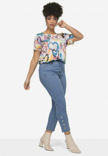 Короткие джинсы