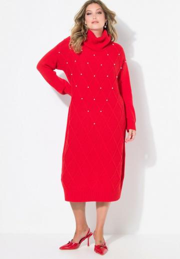 Вязаное платье