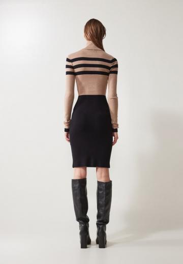 Платье футляр