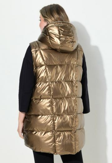 Длинный жилет