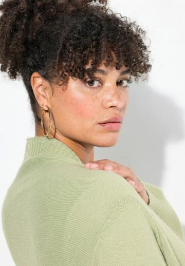 Длинный жилет