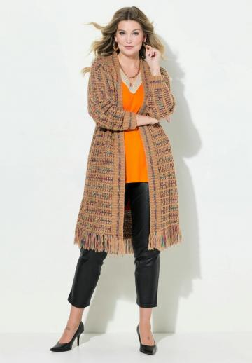 Жаккардовая вязаная кофта