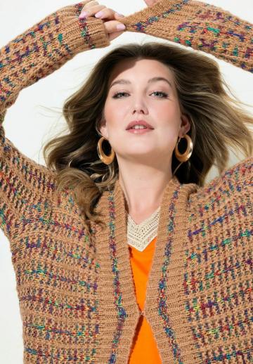 Жаккардовая вязаная кофта