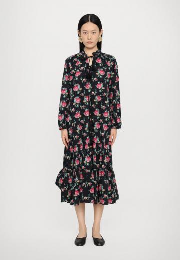 Летнее платье