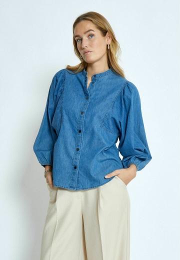 Джинсовая блузка