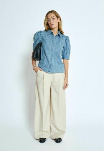 Джинсовая блузка