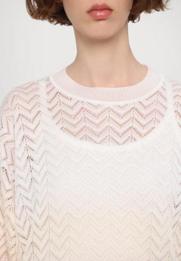 Длинный пуловер