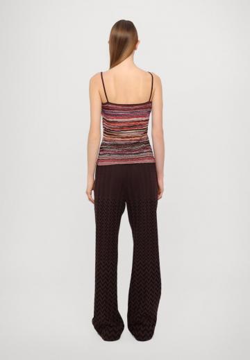 Топ на бретельках