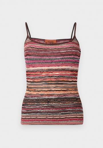 Топ на бретельках