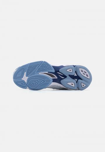 Кроссовки для зала