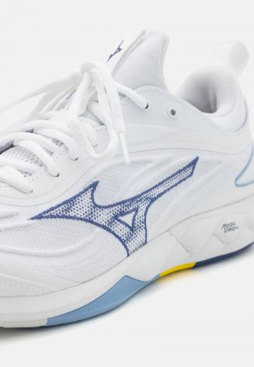 Кроссовки для зала