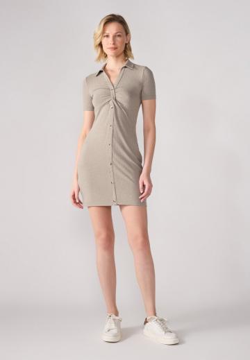 Вязаное платье