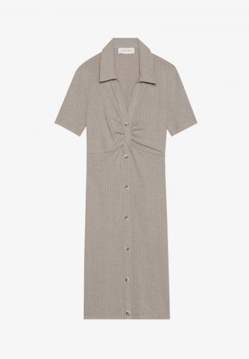 Вязаное платье