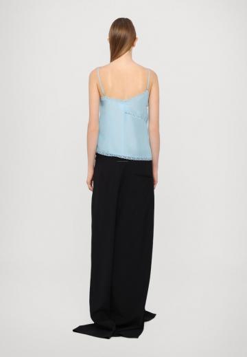 Топ на бретельках