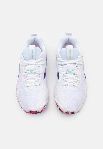 Кроссовки для зала