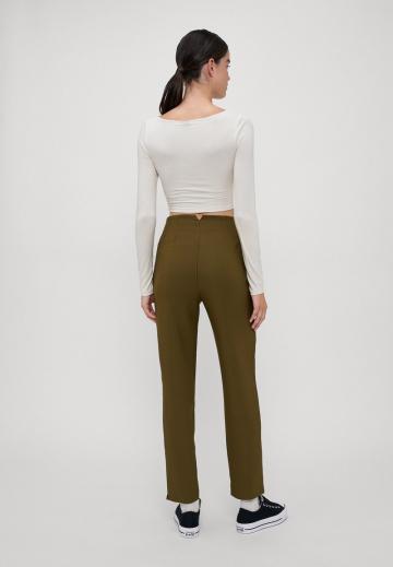 Узкие брюки