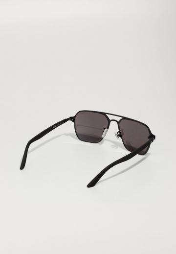 Солнечные очки