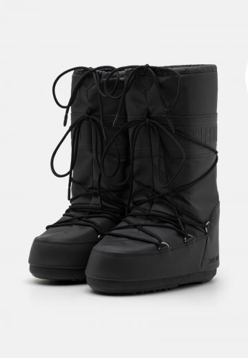 Сапоги на шнуровке