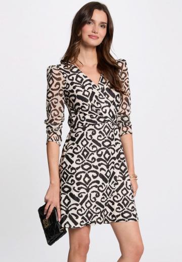 Короткое платье