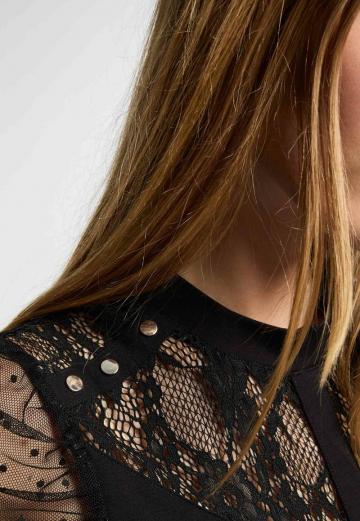 Кружевная блузка