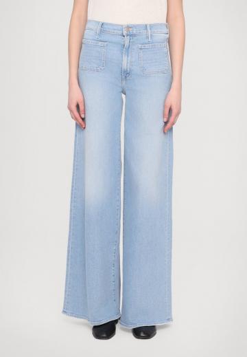 Джинсы бойфренда