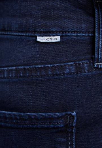 Узкие джинсы