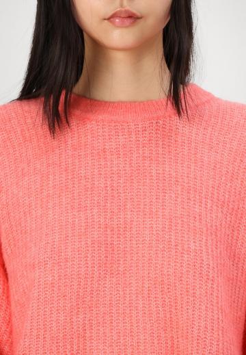 Пуловер с рукавом три четверти