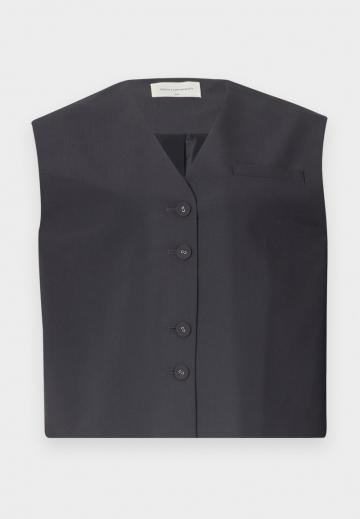 Джинсовая жилетка