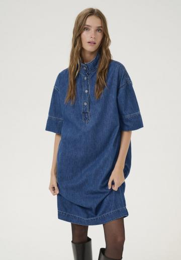 Джинсовое платье