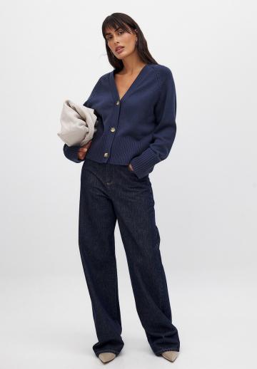 Вязаная кофта