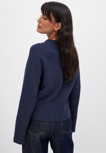 Вязаная кофта