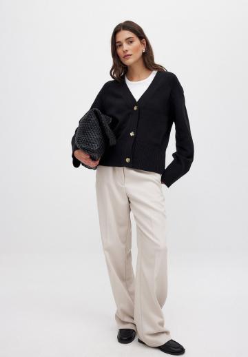 Вязаная кофта