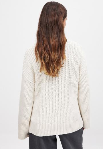 Длинный пуловер