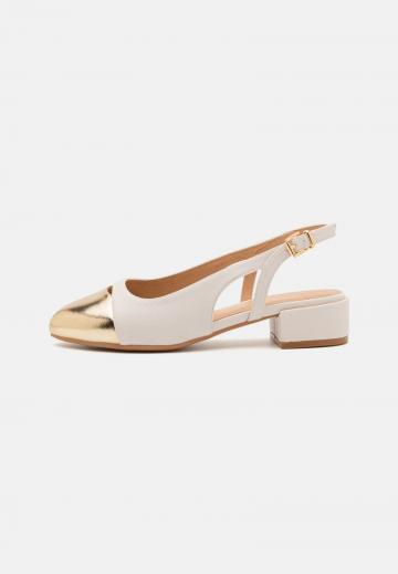 Туфли с ремешком