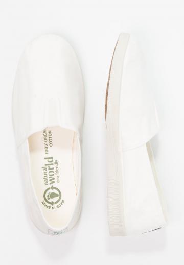 Спортивные балетки