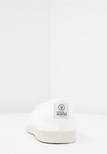 Спортивные балетки