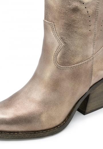 Ковбойские сапоги