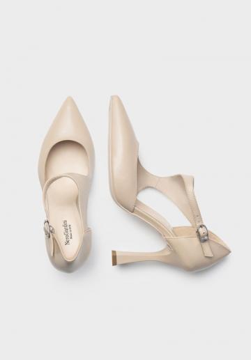 Туфли на высоком каблуке