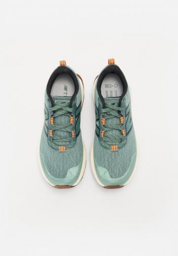 Беговые кроссовки