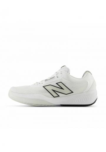 Теннисные кроссовки