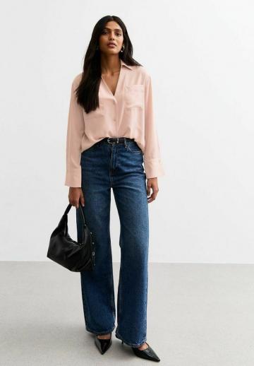 Атласная блузка