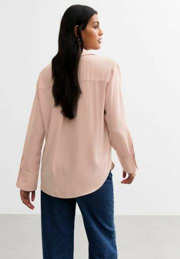 Атласная блузка