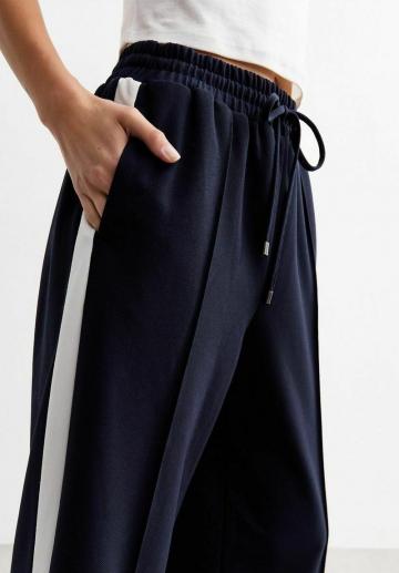 Спортивные штаны