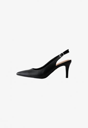 Туфли с ремешком