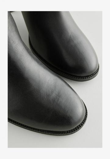 Широкие сапоги