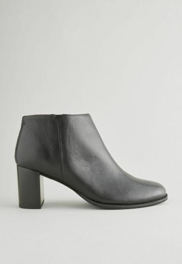 Широкие сапоги